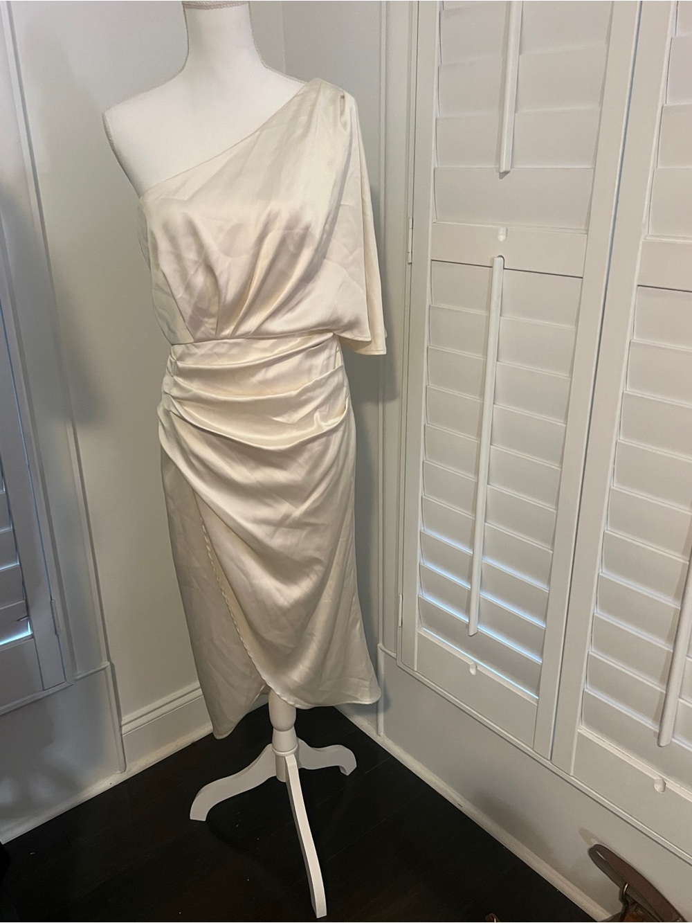 Goodtimeusa Womens White Asymmetrical Dress